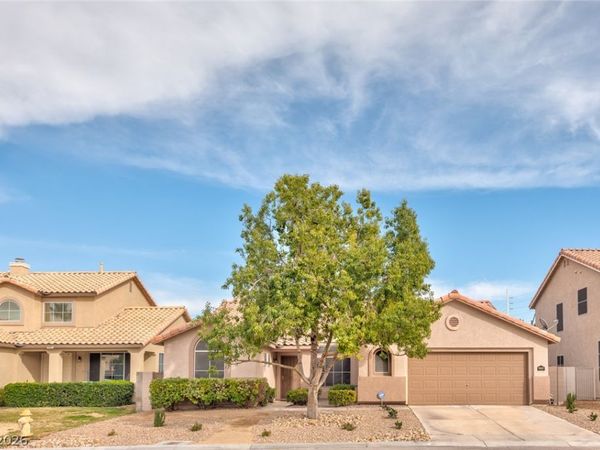 8880 Wallaby Lane , Las Vegas, NV 89123