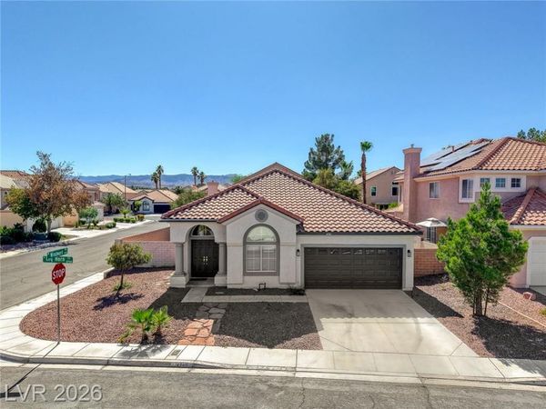 4741 Leg Horn Court , Las Vegas, NV 89147