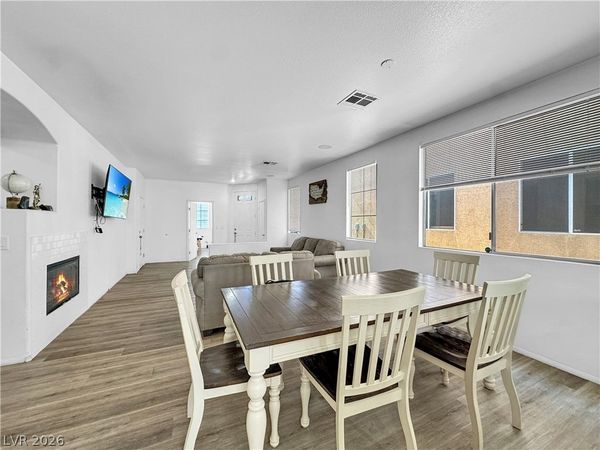 2742 Council Crest Court , Las Vegas, NV 89142