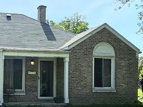 7608 Manor Avenue , Munster, IN 46321