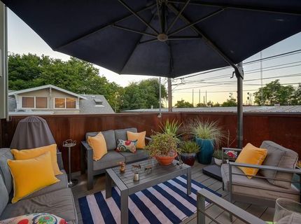 2210 Blues Aly, Sacramento, CA 95816 Photo