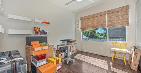 2210 Blues Aly, Sacramento, CA 95816 Photo