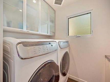 2210 Blues Aly, Sacramento, CA 95816 Photo