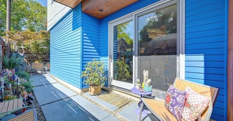 2210 Blues Aly, Sacramento, CA 95816 Photo