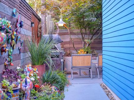 2210 Blues Aly, Sacramento, CA 95816 Photo