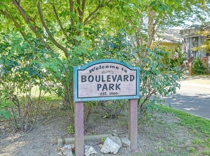 2210 Blues Aly, Sacramento, CA 95816 Photo
