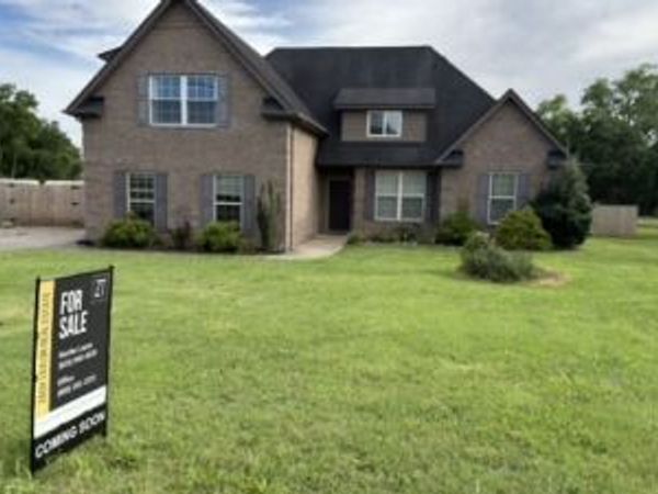 2042 Grandstand Dr, Lascassas, TN 37085