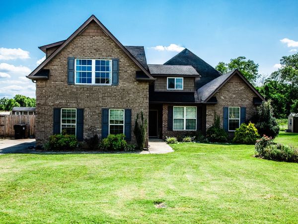 2042 Grandstand Dr, Lascassas, TN 37085
