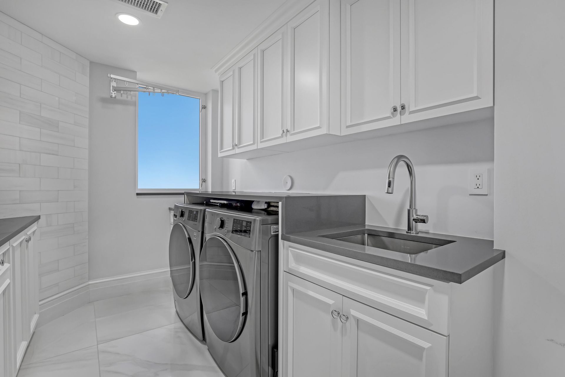 3920 N Ocean Drive, Unit 9b, Singer Island, FL 33404 Photo