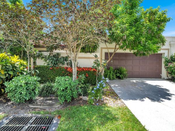 21381 Sonesta Way, Boca Raton, FL 33433