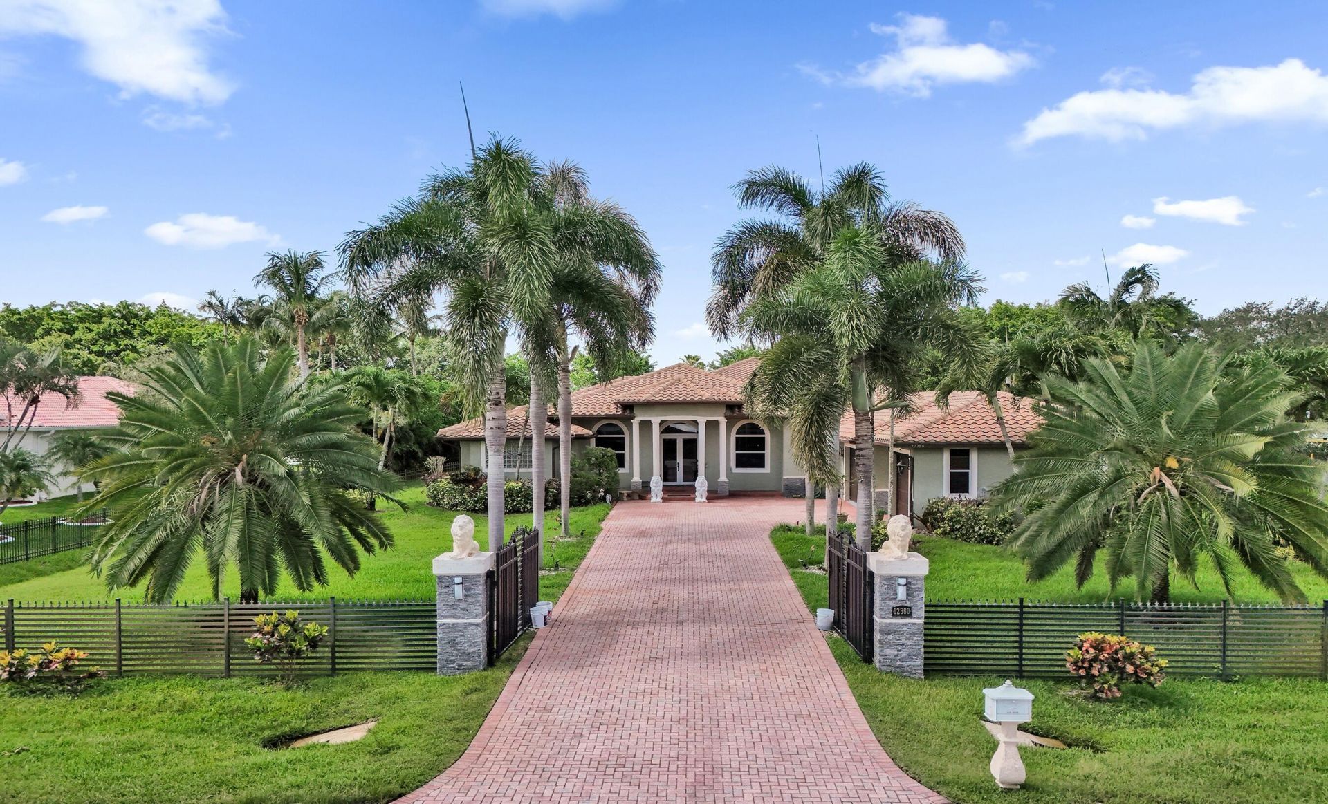 12360 NW 18th Street, Plantation, FL 33323 Photo
