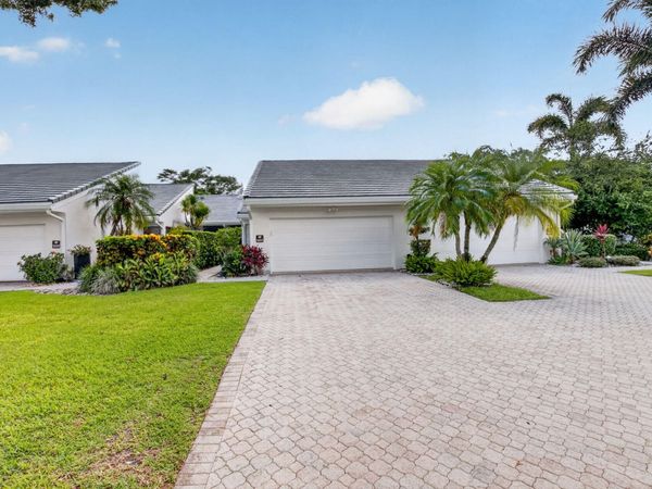 19950 Sawgrass Lane, Unit 5203, Boca Raton, FL 33434