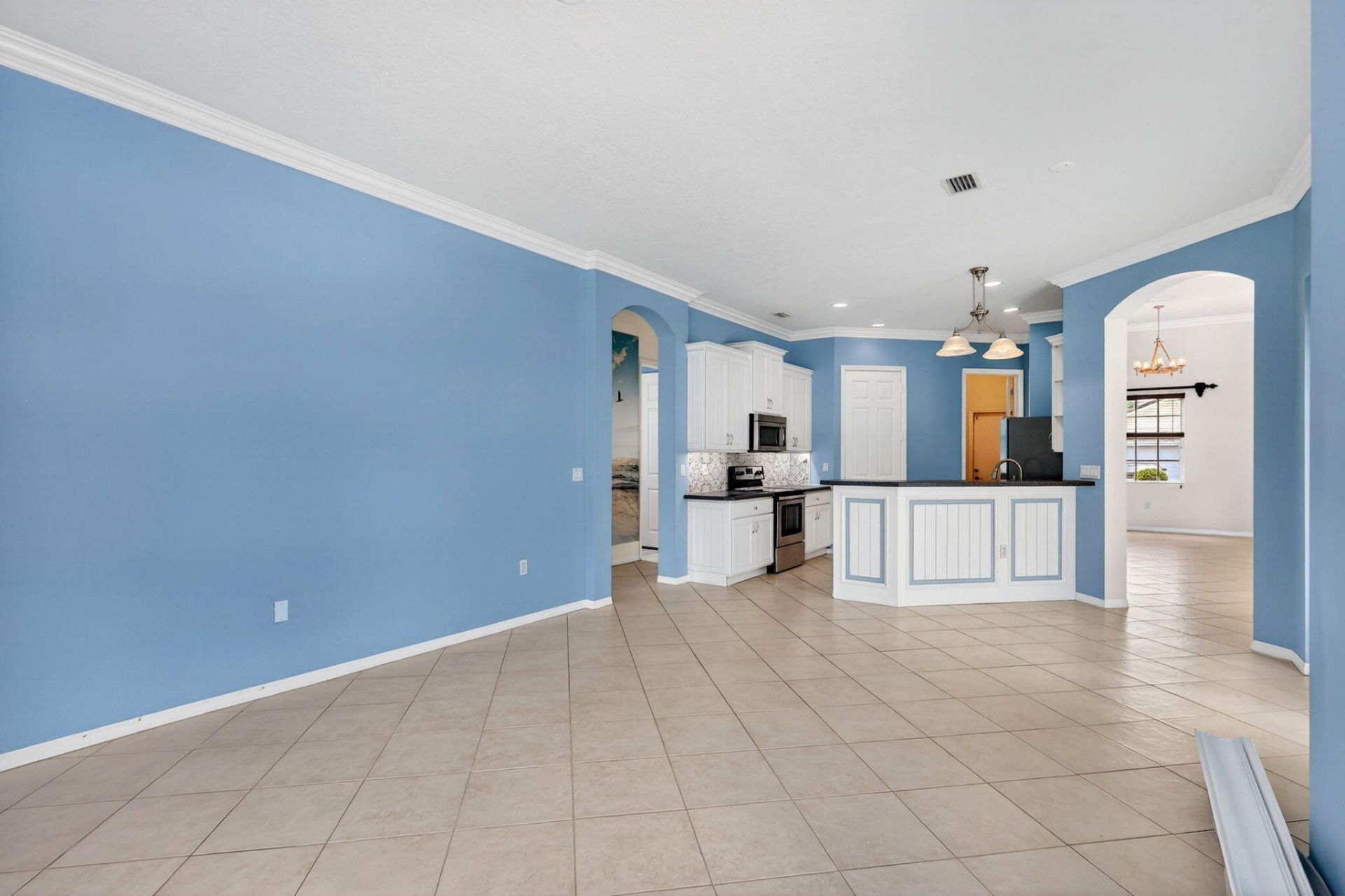 505 SW Lake Manatee Way, Port Saint Lucie, FL 34986 Photo