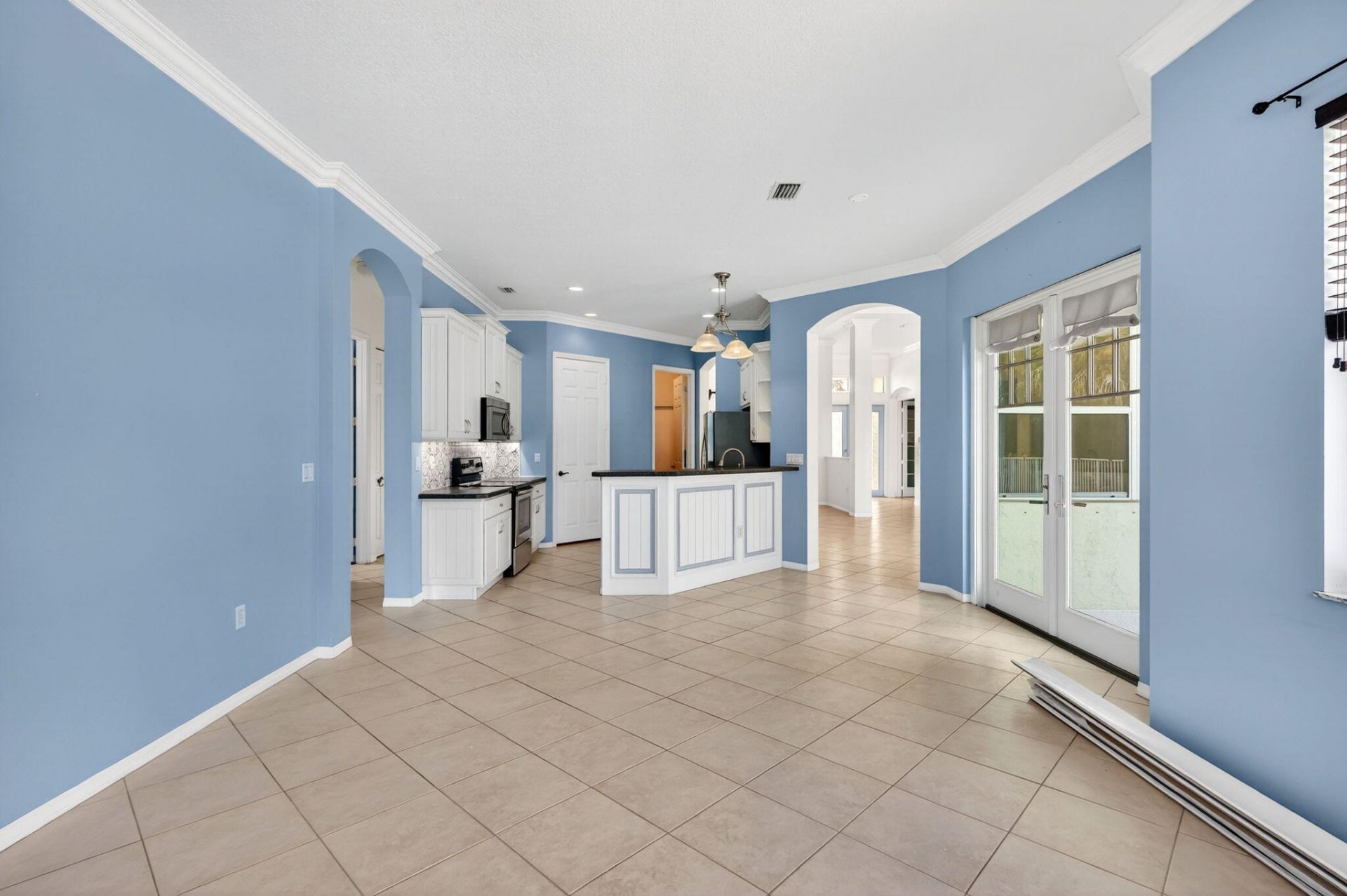 505 SW Lake Manatee Way, Port Saint Lucie, FL 34986 Photo