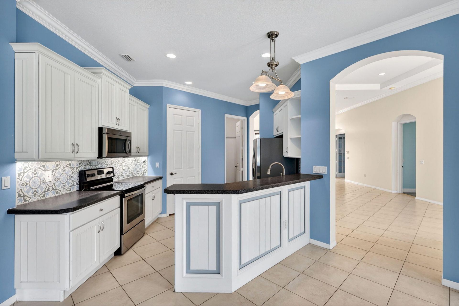 505 SW Lake Manatee Way, Port Saint Lucie, FL 34986 Photo