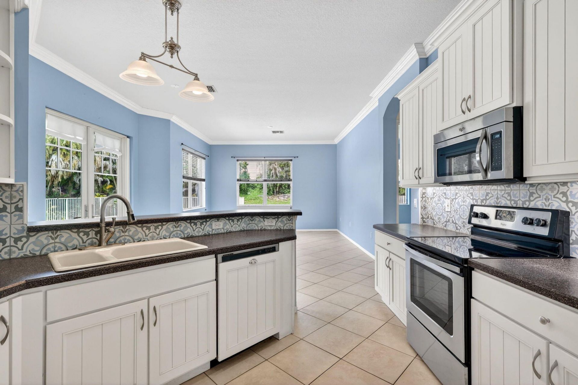 505 SW Lake Manatee Way, Port Saint Lucie, FL 34986 Photo