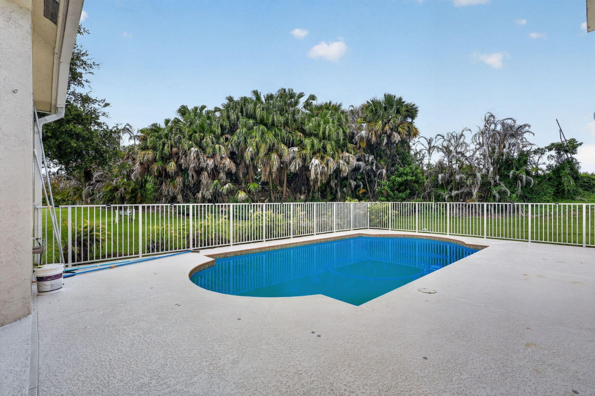 505 SW Lake Manatee Way, Port Saint Lucie, FL 34986 Photo
