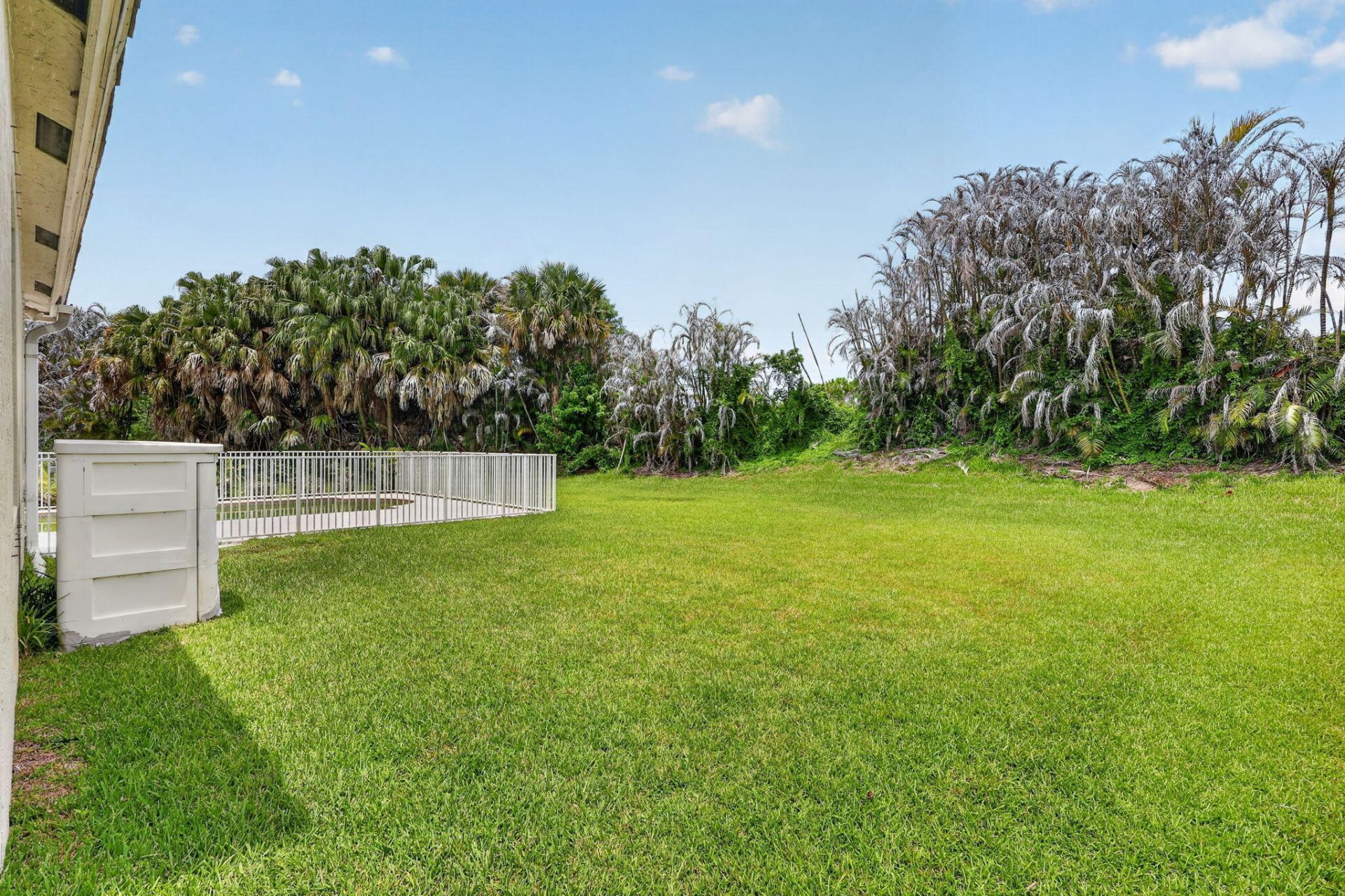 505 SW Lake Manatee Way, Port Saint Lucie, FL 34986 Photo