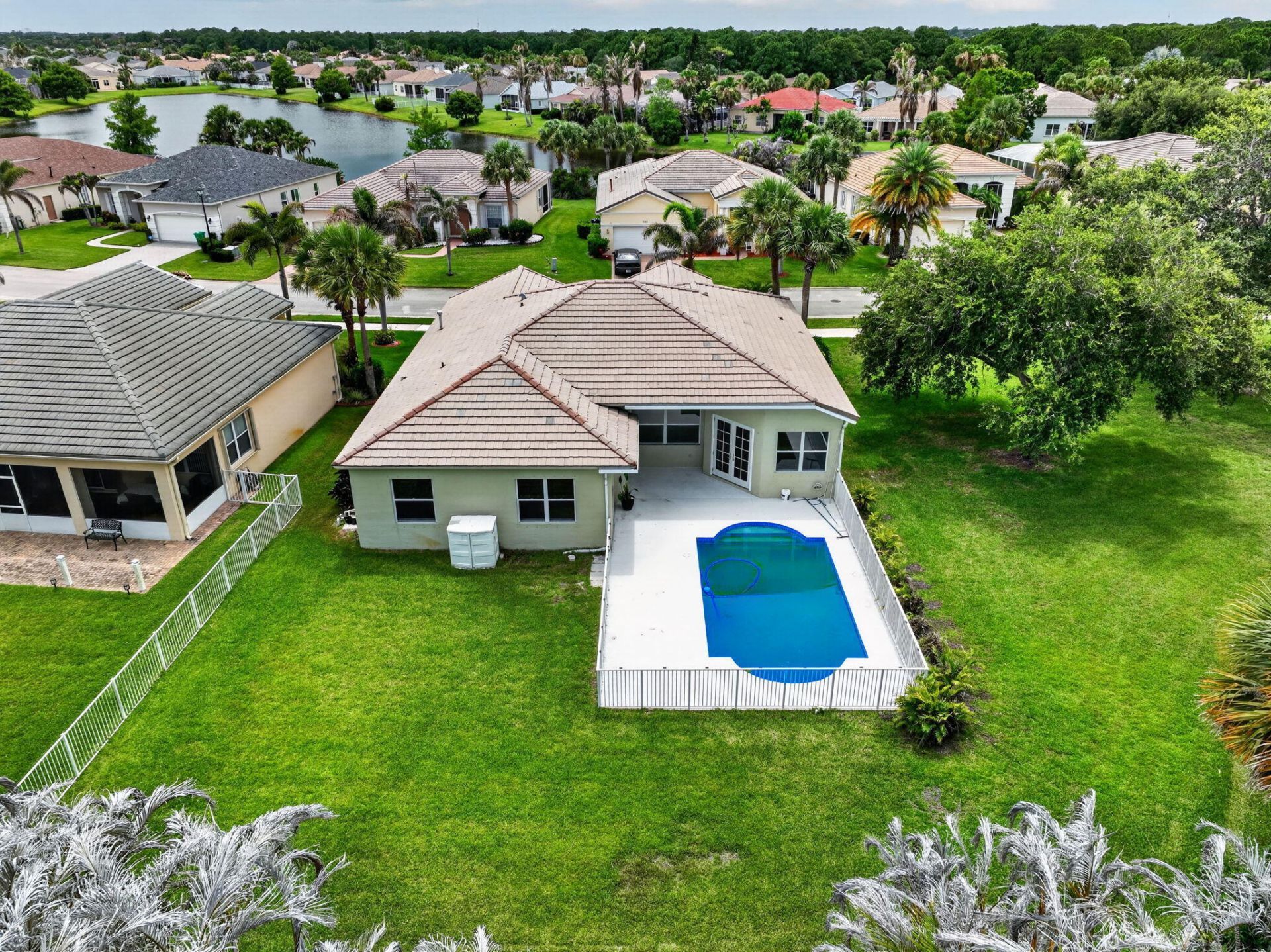 505 SW Lake Manatee Way, Port Saint Lucie, FL 34986 Photo