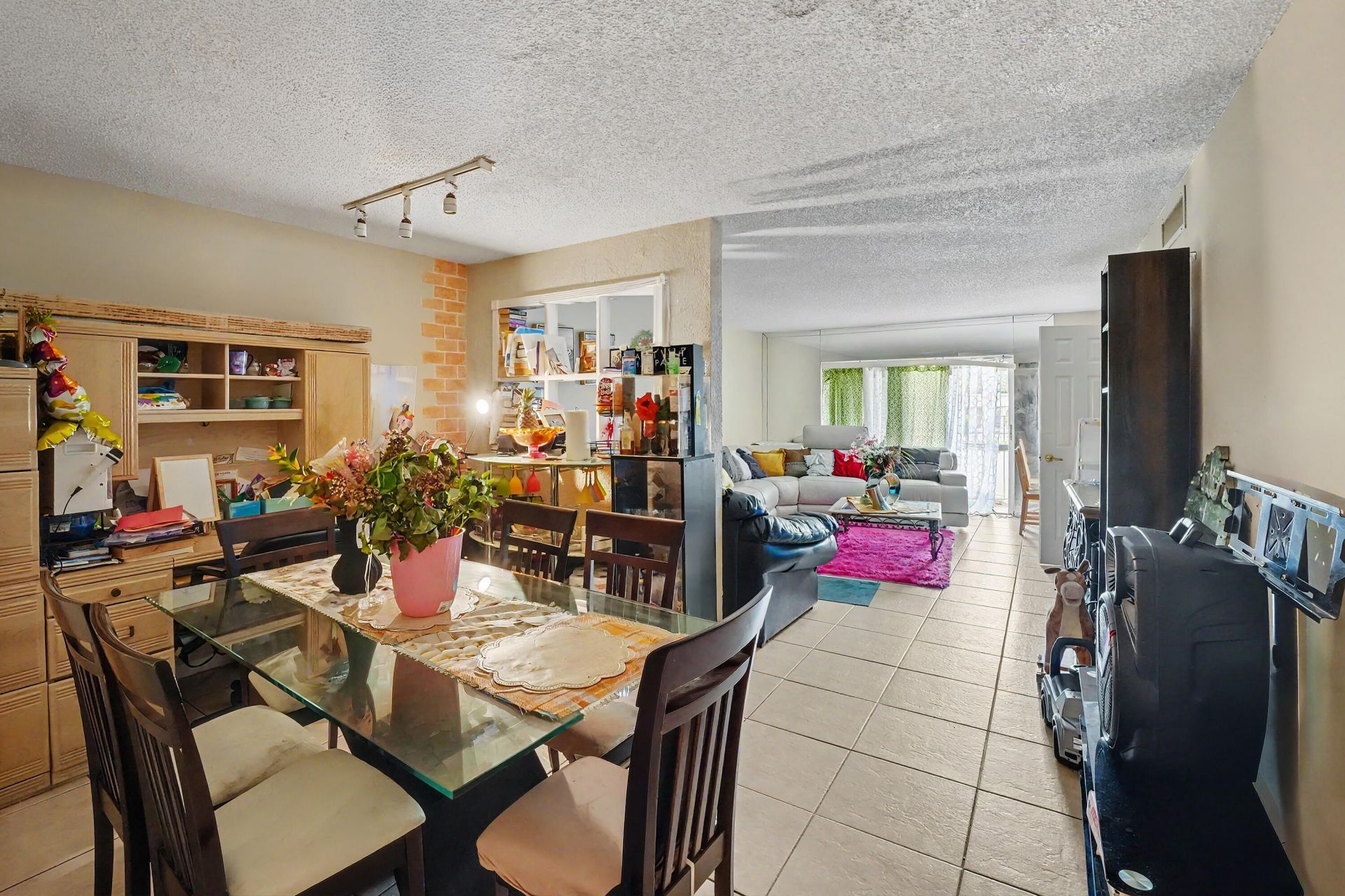 6061 N Falls Cir, Unit 110, Lauderhill, FL 33319 Photo