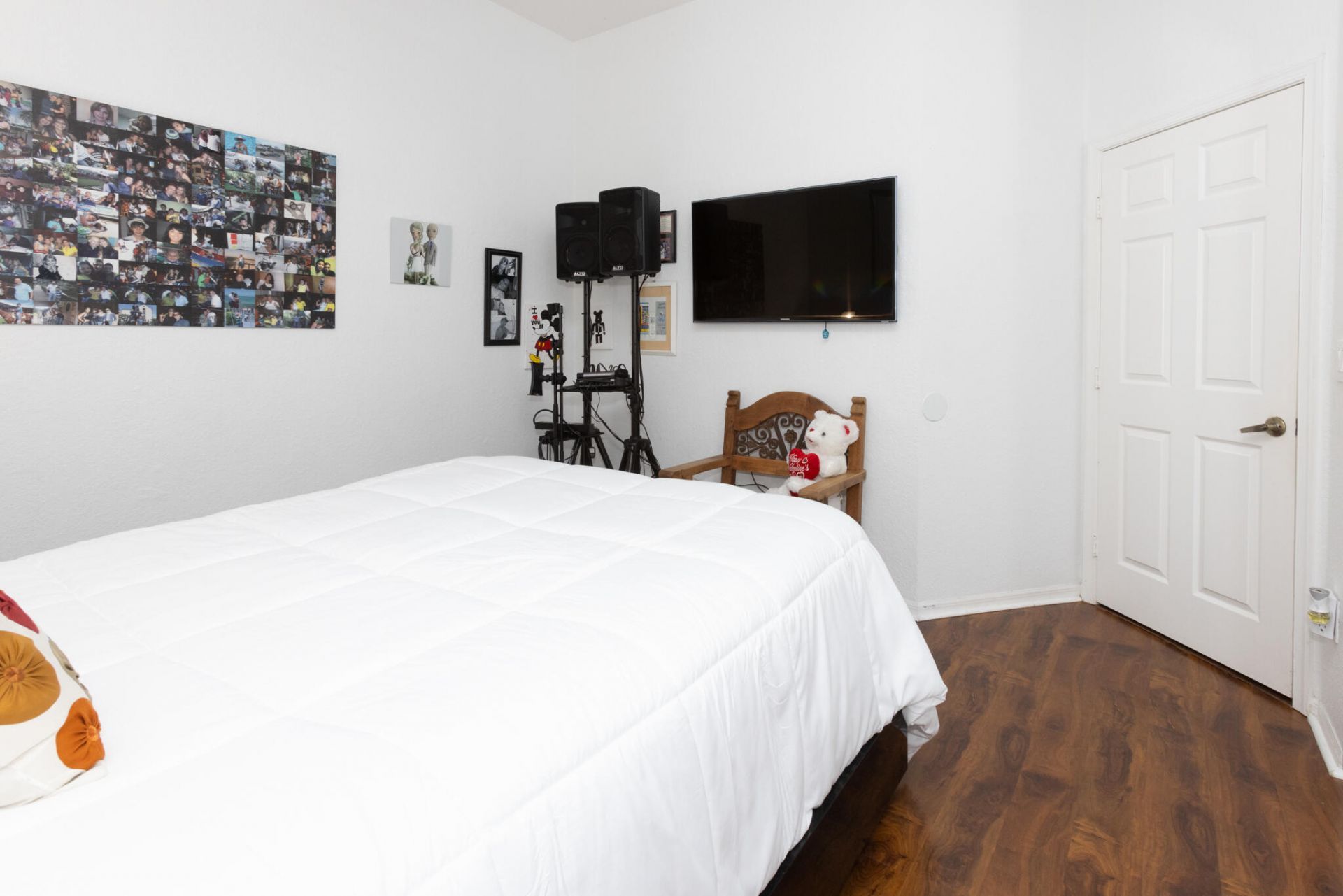 1561 NW 168th Avenue, Pembroke Pines, FL 33028 Photo