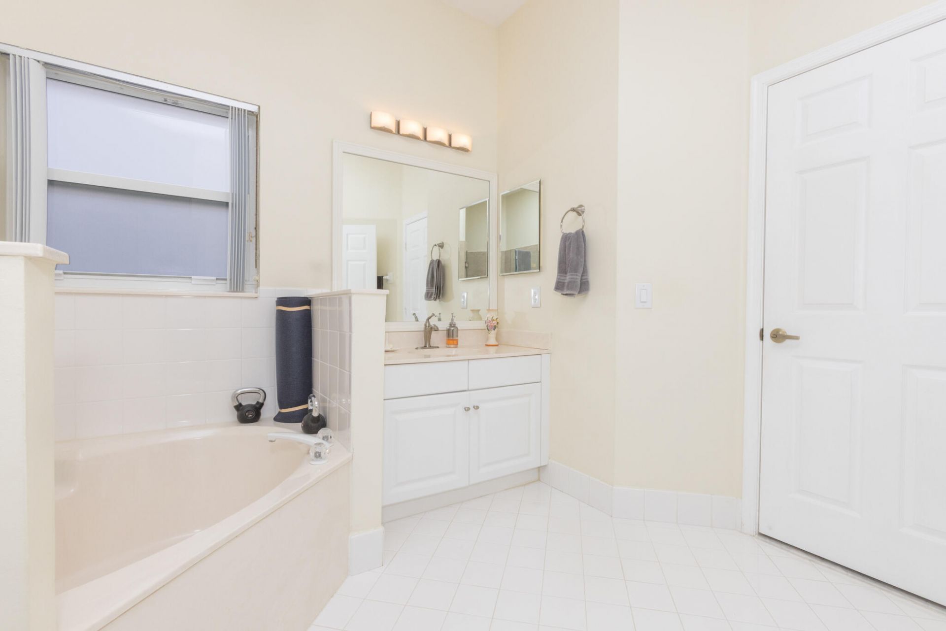1561 NW 168th Avenue, Pembroke Pines, FL 33028 Photo