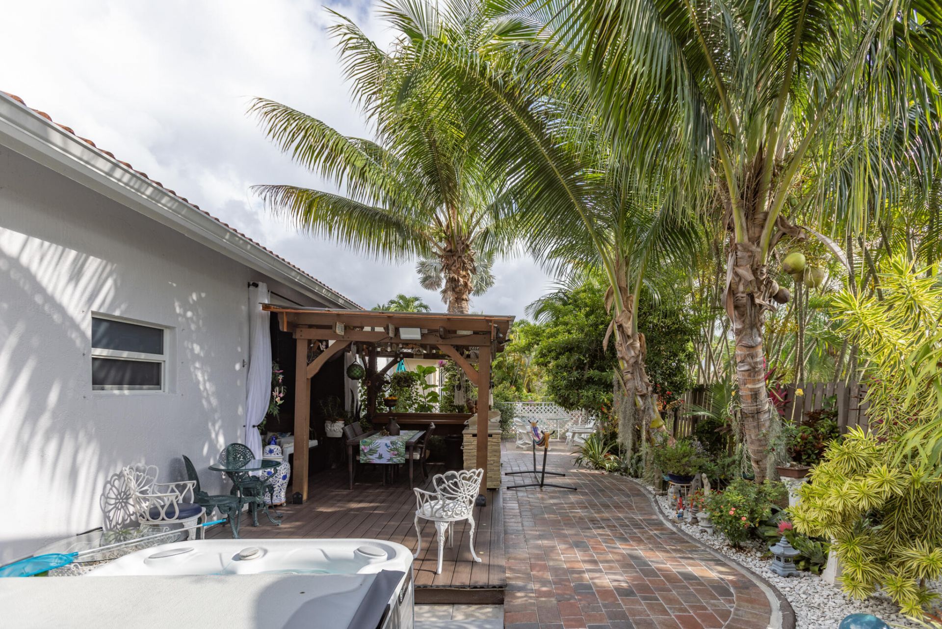 1561 NW 168th Avenue, Pembroke Pines, FL 33028 Photo