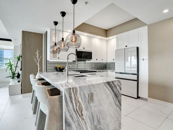 315 NE 3rd Avenue, Unit 1206, Fort Lauderdale, FL 33301