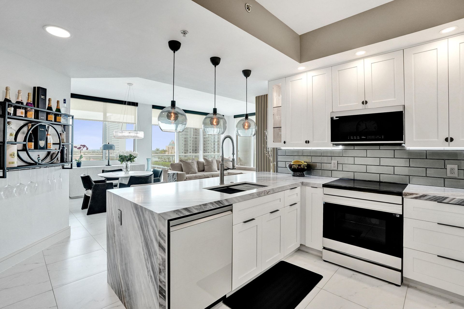 315 NE 3rd Avenue, Unit 1206, Fort Lauderdale, FL 33301 Photo