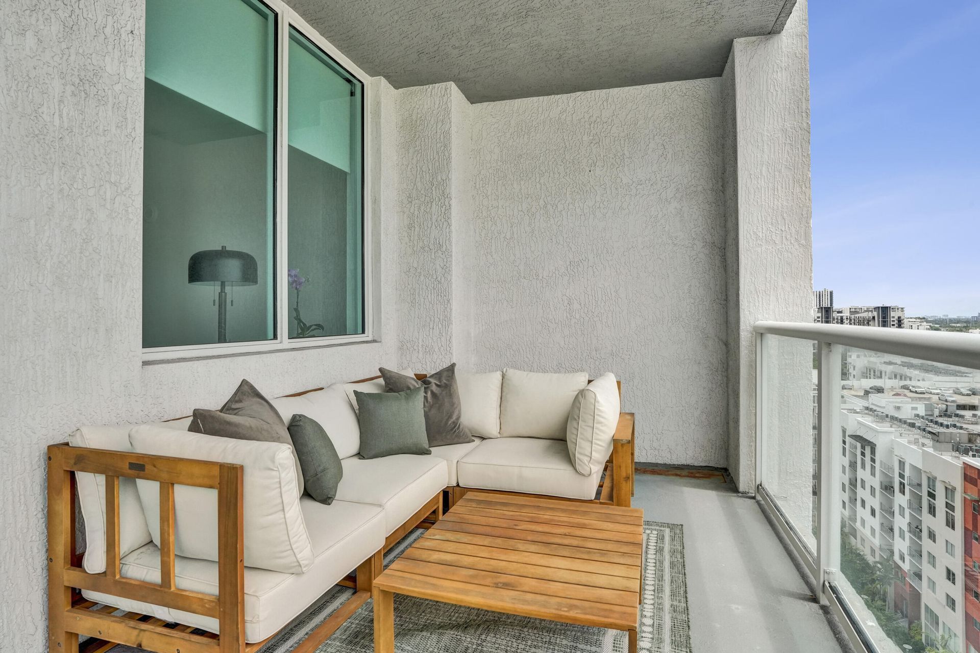 315 NE 3rd Avenue, Unit 1206, Fort Lauderdale, FL 33301 Photo