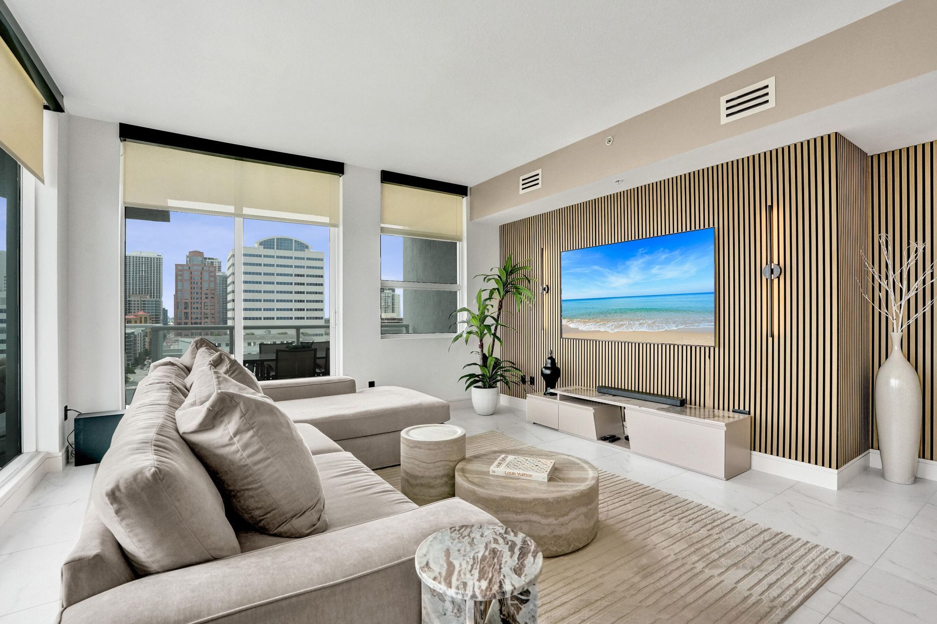 315 NE 3rd Avenue, Unit 1206, Fort Lauderdale, FL 33301 Photo