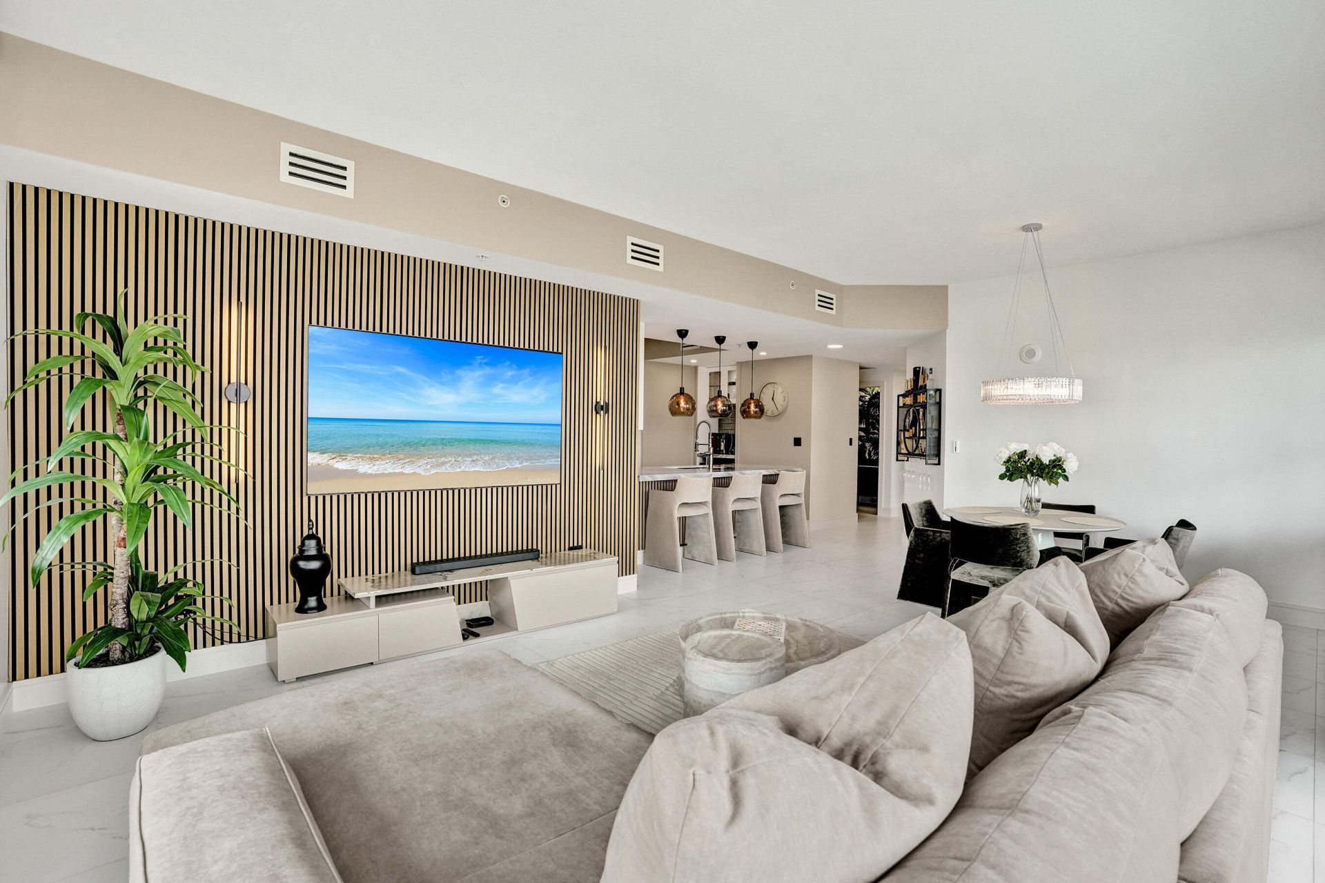 315 NE 3rd Avenue, Unit 1206, Fort Lauderdale, FL 33301 Photo