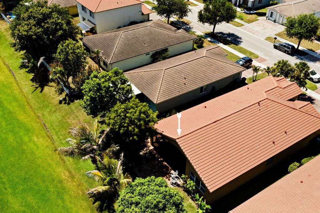 2165 SW Newport Isles Boulevard, Port Saint Lucie, FL 34953 Photo