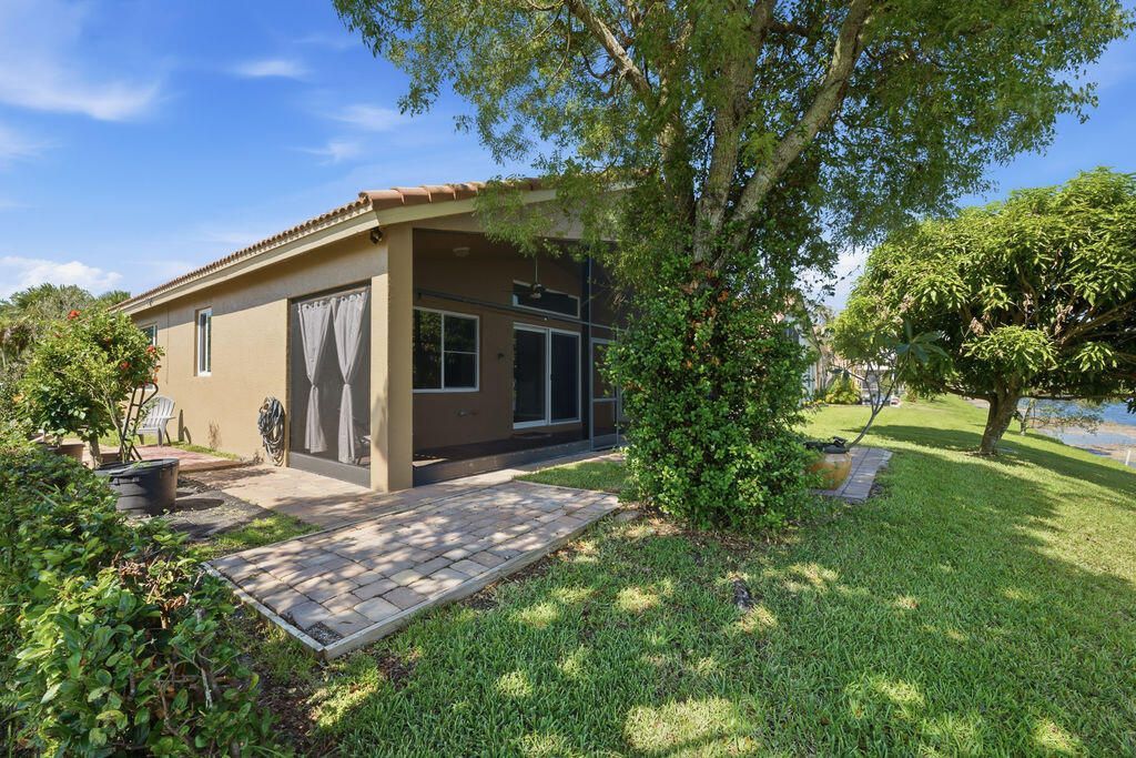 2165 SW Newport Isles Boulevard, Port Saint Lucie, FL 34953 Photo