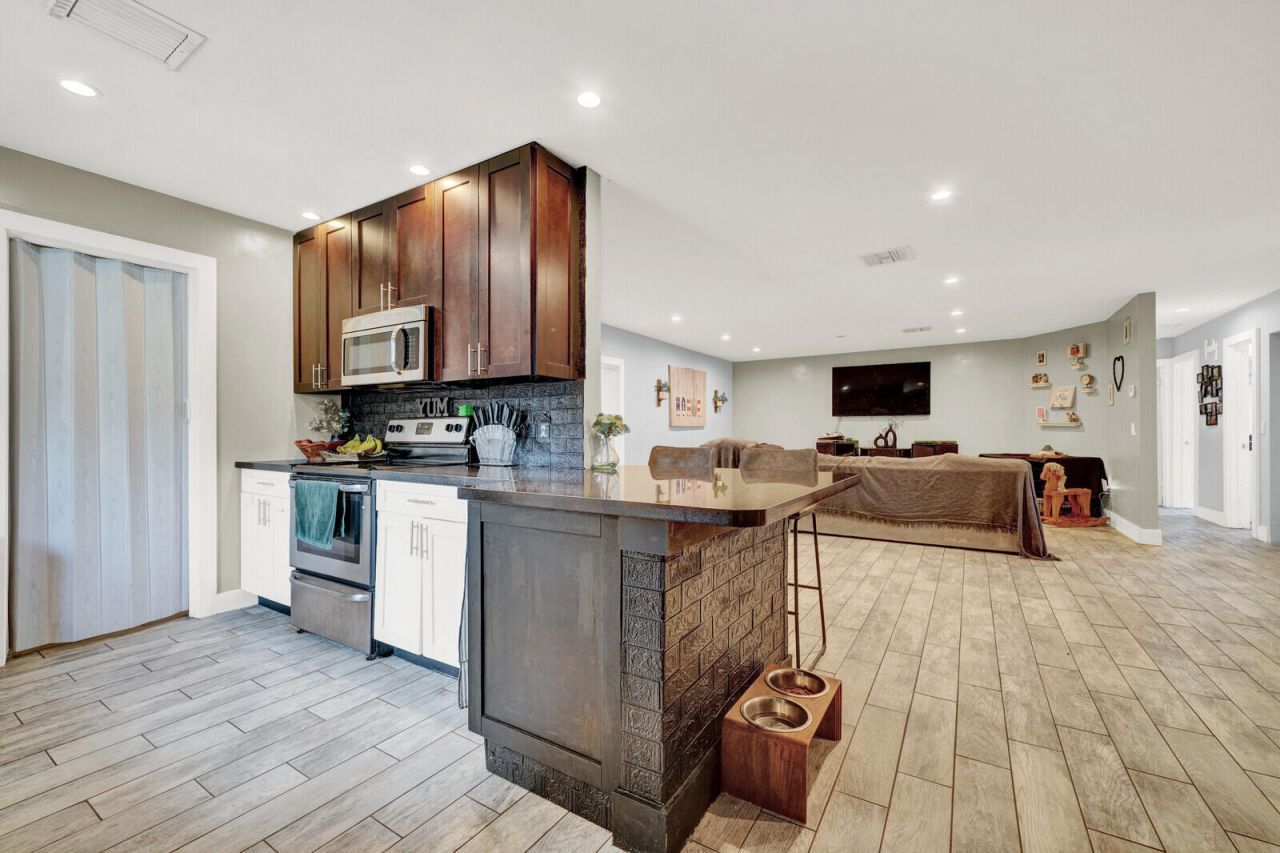 9599 SW 13th Place, Boca Raton, FL 33428 Photo
