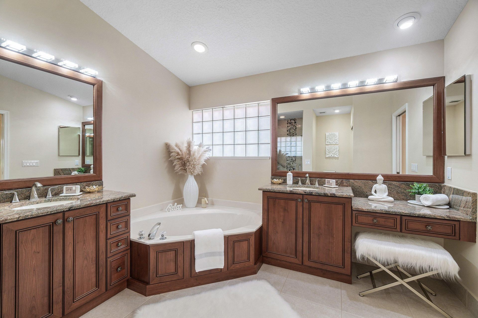 6600 Sherbrook Drive, Boynton Beach, FL 33437 Photo
