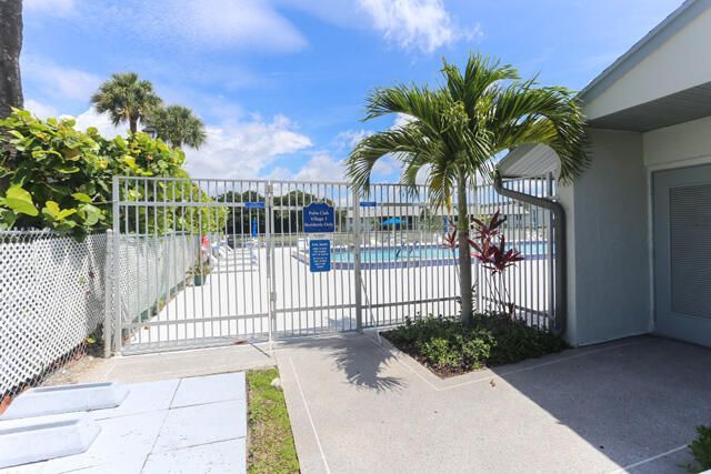 1010 Green Pine Boulevard, Unit E1, West Palm Beach, FL 33409 Photo