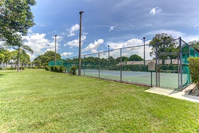 1010 Green Pine Boulevard, Unit E1, West Palm Beach, FL 33409 Photo