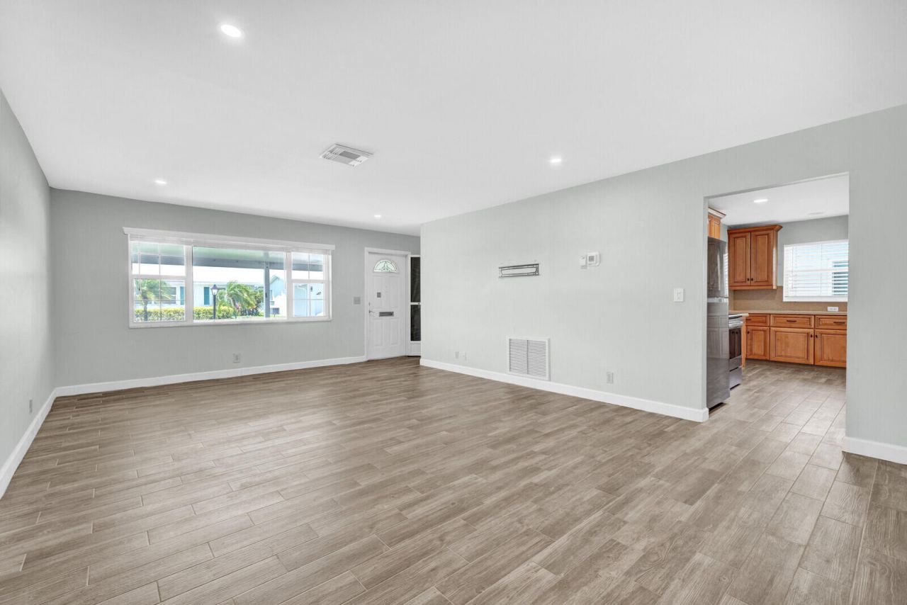 714 SW 16th Street, Boynton Beach, FL 33426 Photo