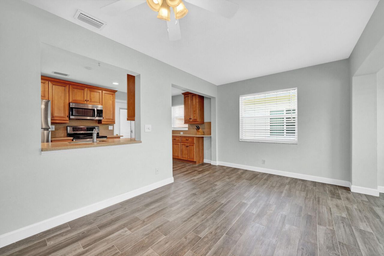 714 SW 16th Street, Boynton Beach, FL 33426 Photo
