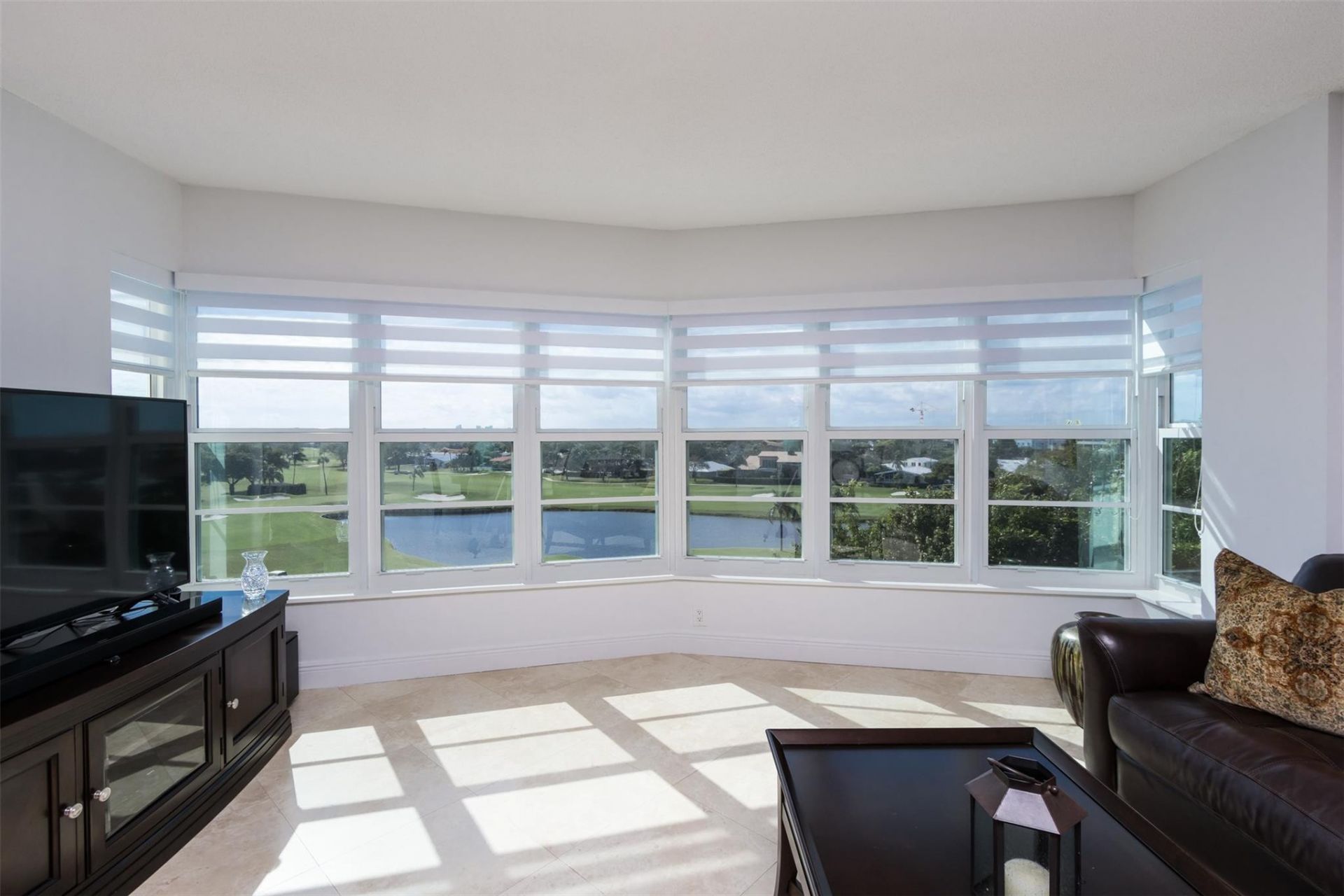 2500 NE 48th Lane, Unit 609, Fort Lauderdale, FL 33308 Photo