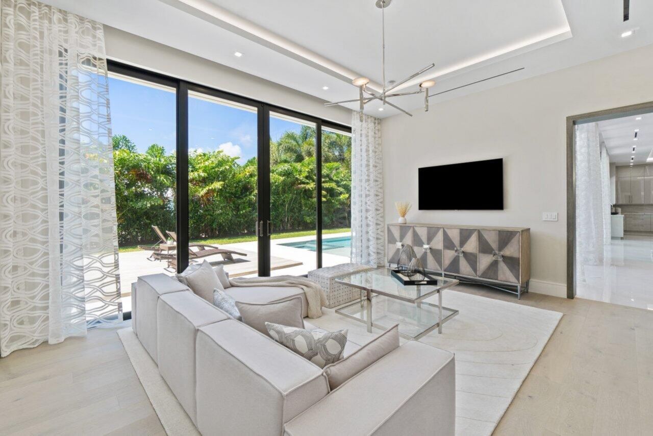 2391 Areca Palm Road, Boca Raton, FL 33432 Photo