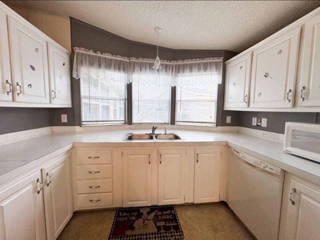 120 Plantation Boulevard, Unit 120, Lake Worth, FL 33467 Photo