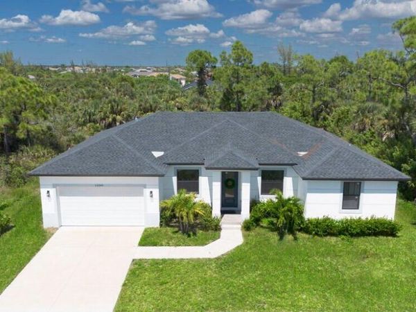 15245 Brainbridge Circle, Port Charlotte, FL 33981