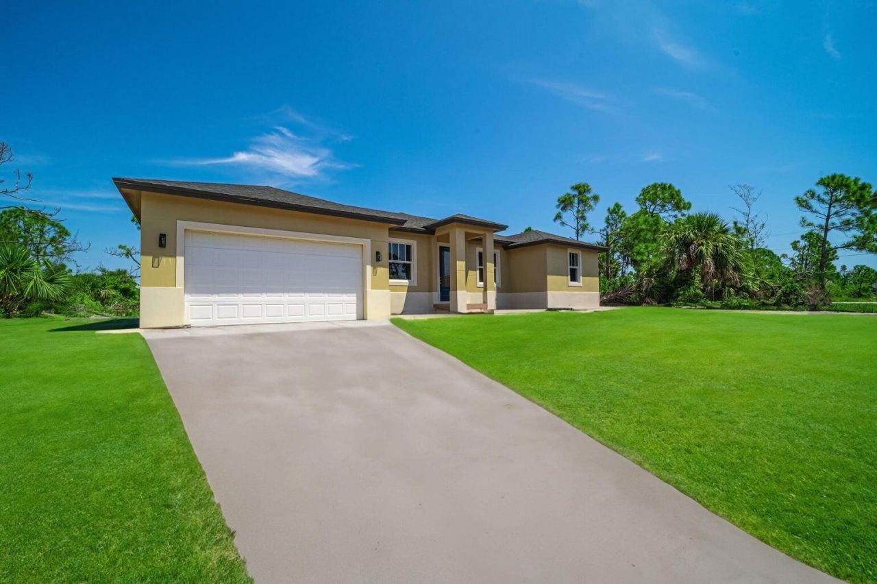 15261 Brainbridge Circle, Port Charlotte, FL 33981 Photo