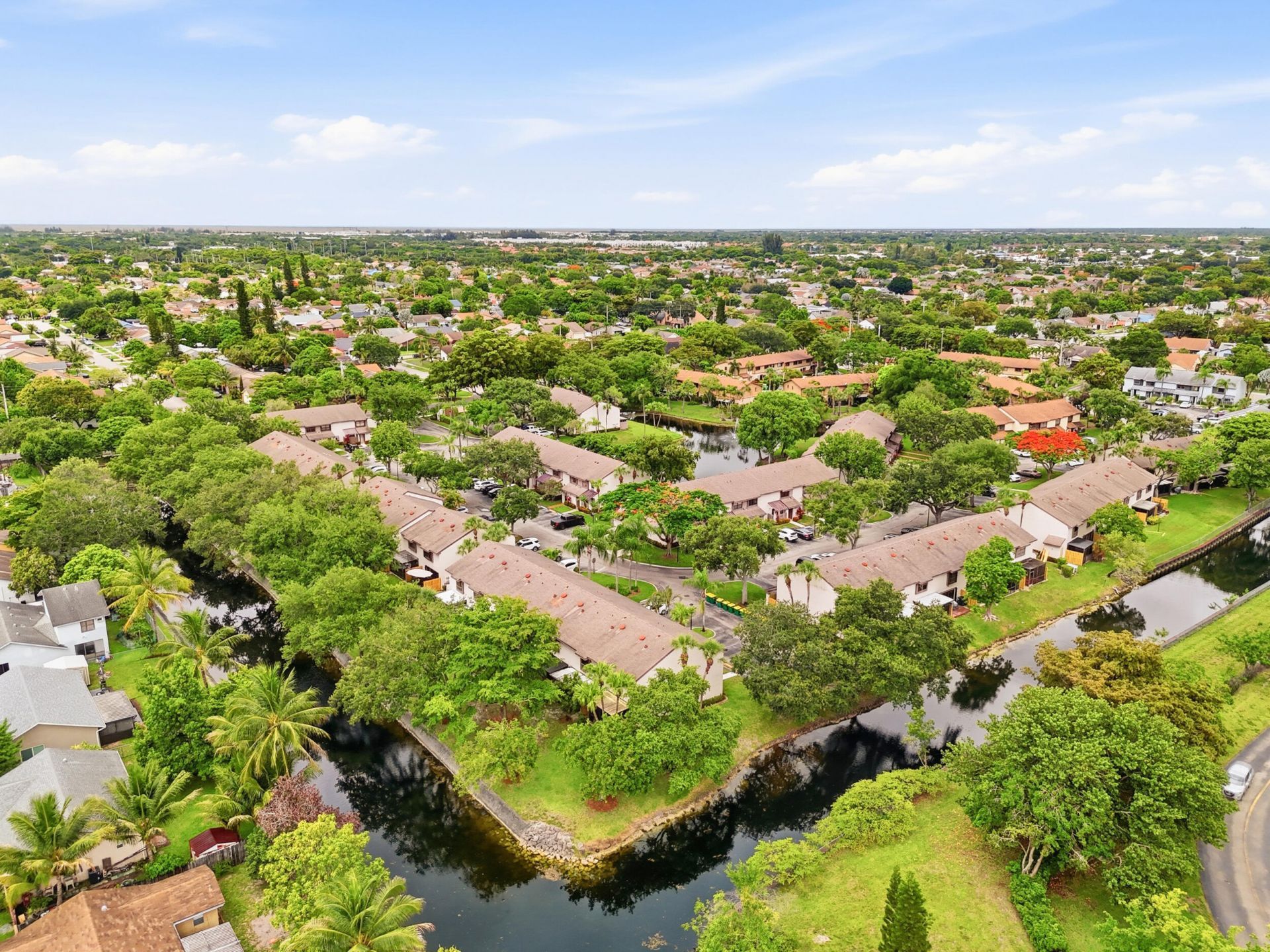 4737 NW 82nd Avenue, Unit 1207, Lauderhill, FL 33351 Photo