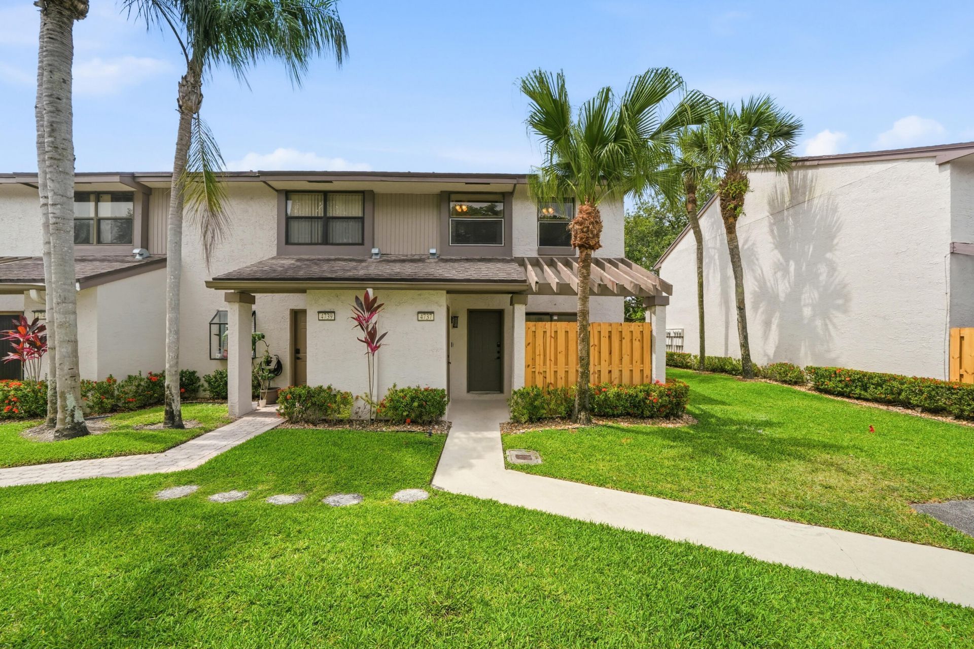 4737 NW 82nd Avenue, Unit 1207, Lauderhill, FL 33351 Photo