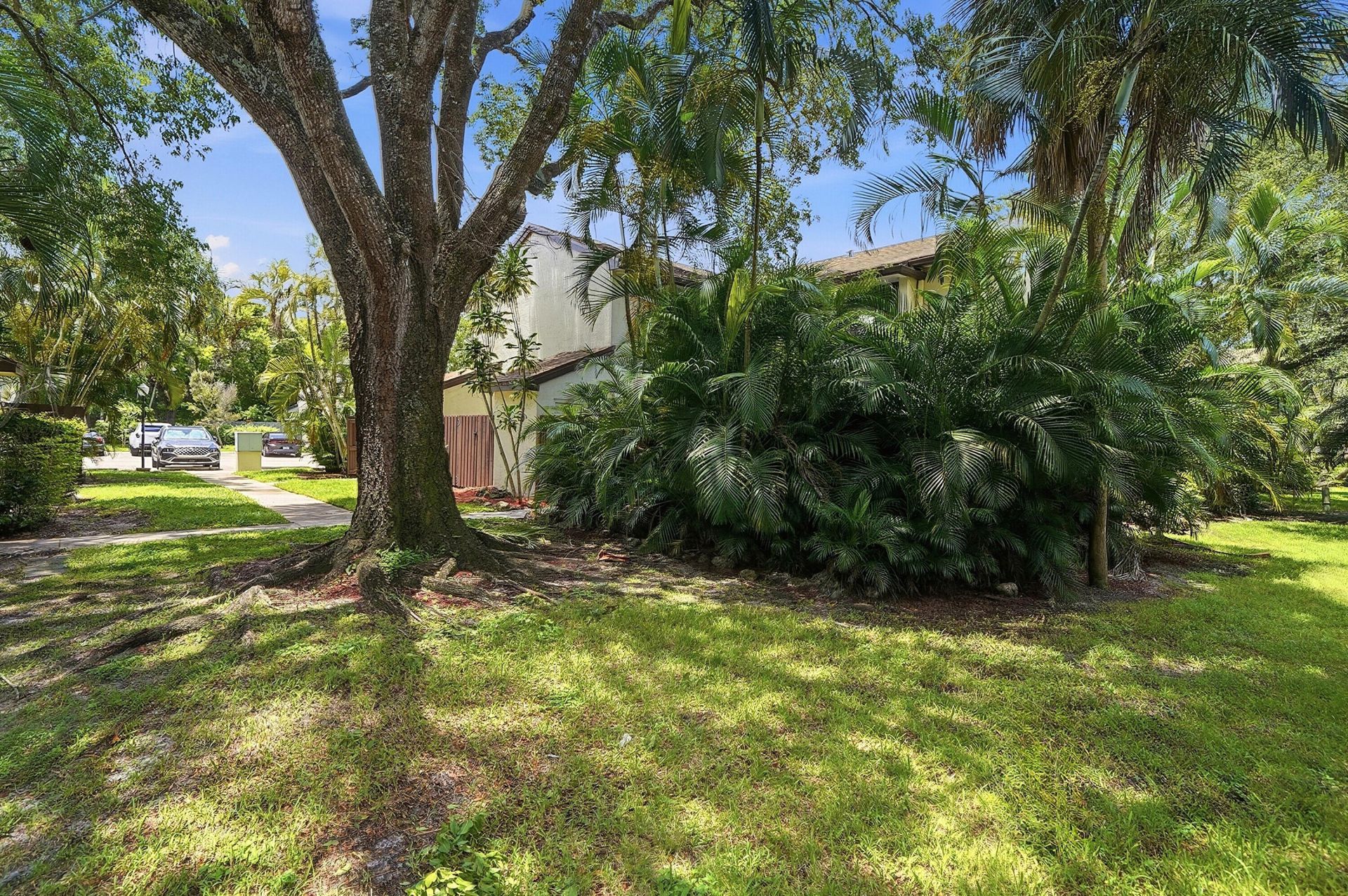 3349 Cocoplum Circle, Unit 33129, Coconut Creek, FL 33063 Photo