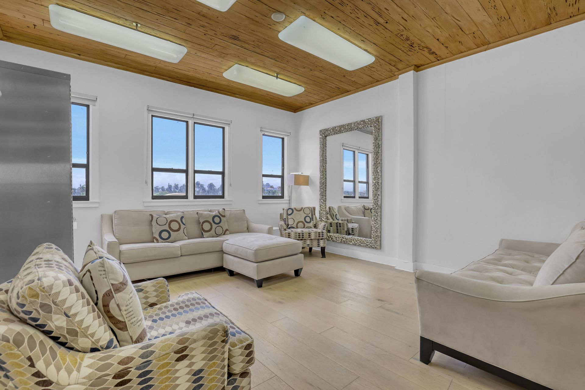 235 Sunrise Avenue, Palm Beach, FL 33480 Photo