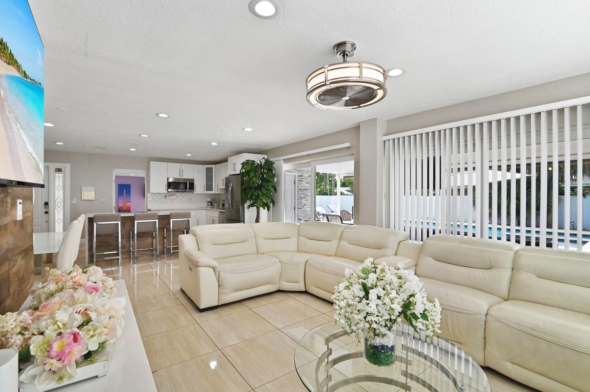 124 Davis Road, Palm Springs, FL 33461 Photo